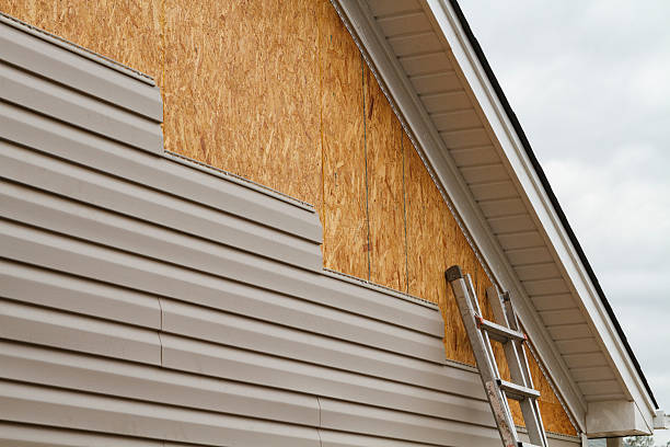 24/7 Emergency Siding Repair experts in Columbia, PA